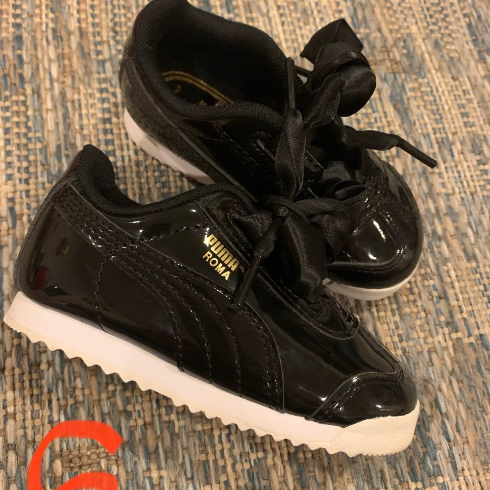 Puma sneakers